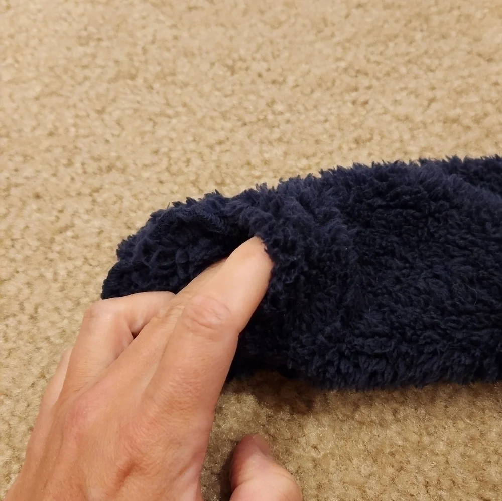 𝅺CARTER'S Navy Blue Sherpa Pram/Bunting, size 3 months
